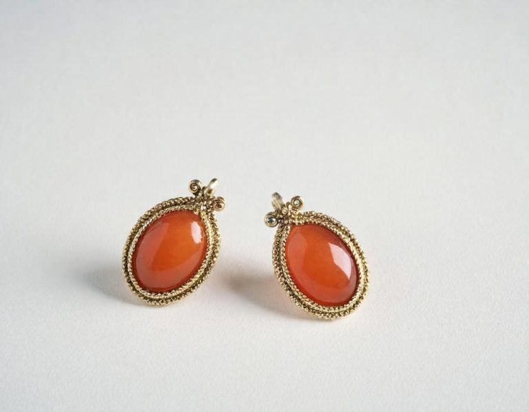 Pendientes de Ámbar como gotas de miel Ámbar, gotas de dulce miel, guirnaldas de concha fina, festón para tu tez, con pendientes de cornalina